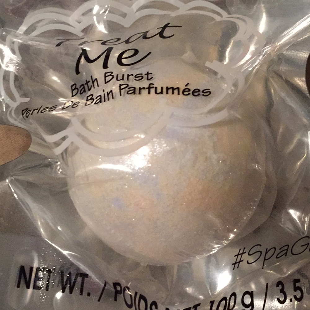 Round bath bomb
